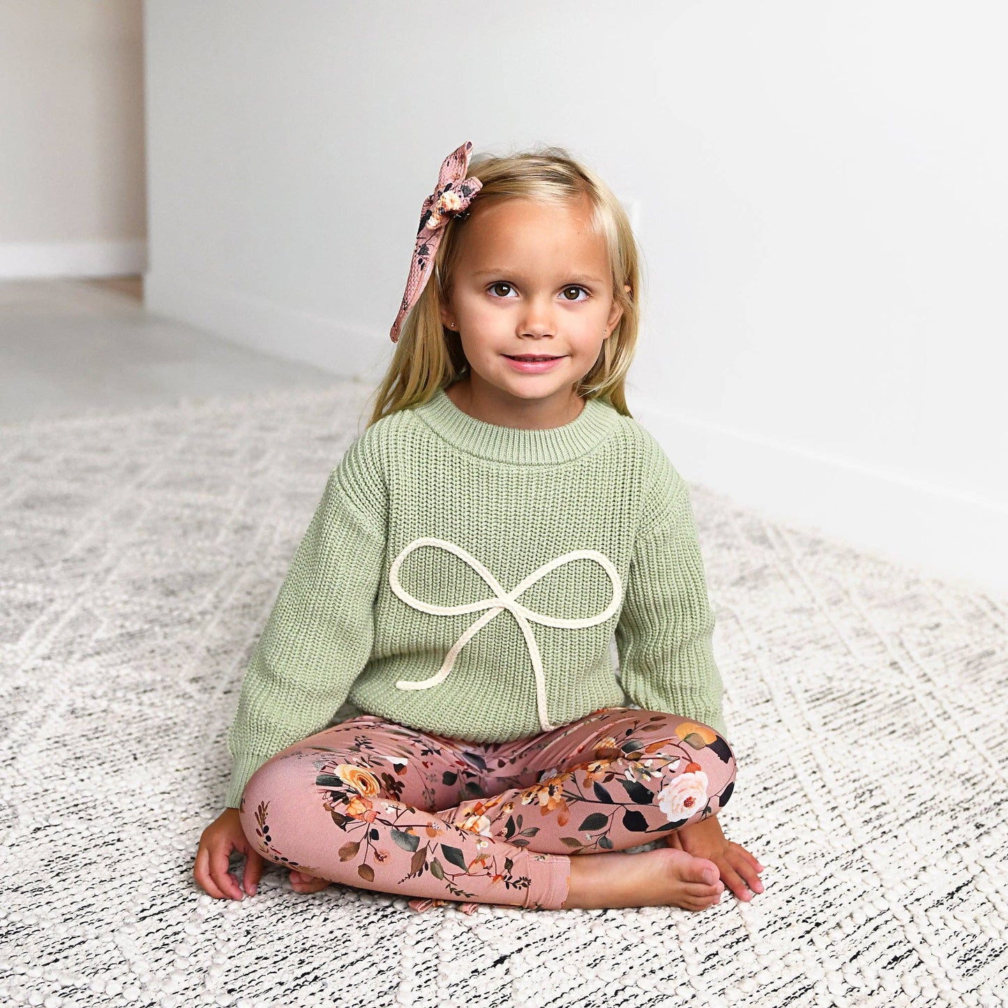 Green Bow SWEATER