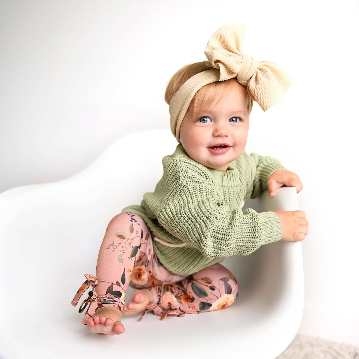 Green Bow SWEATER