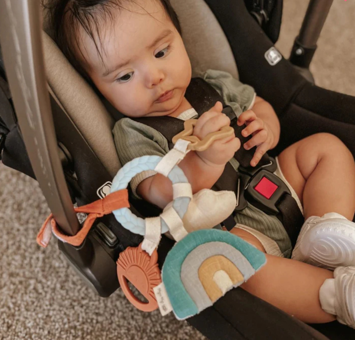 Itzy Ritzy Bitzy Busy Ring Teething Activity Toy