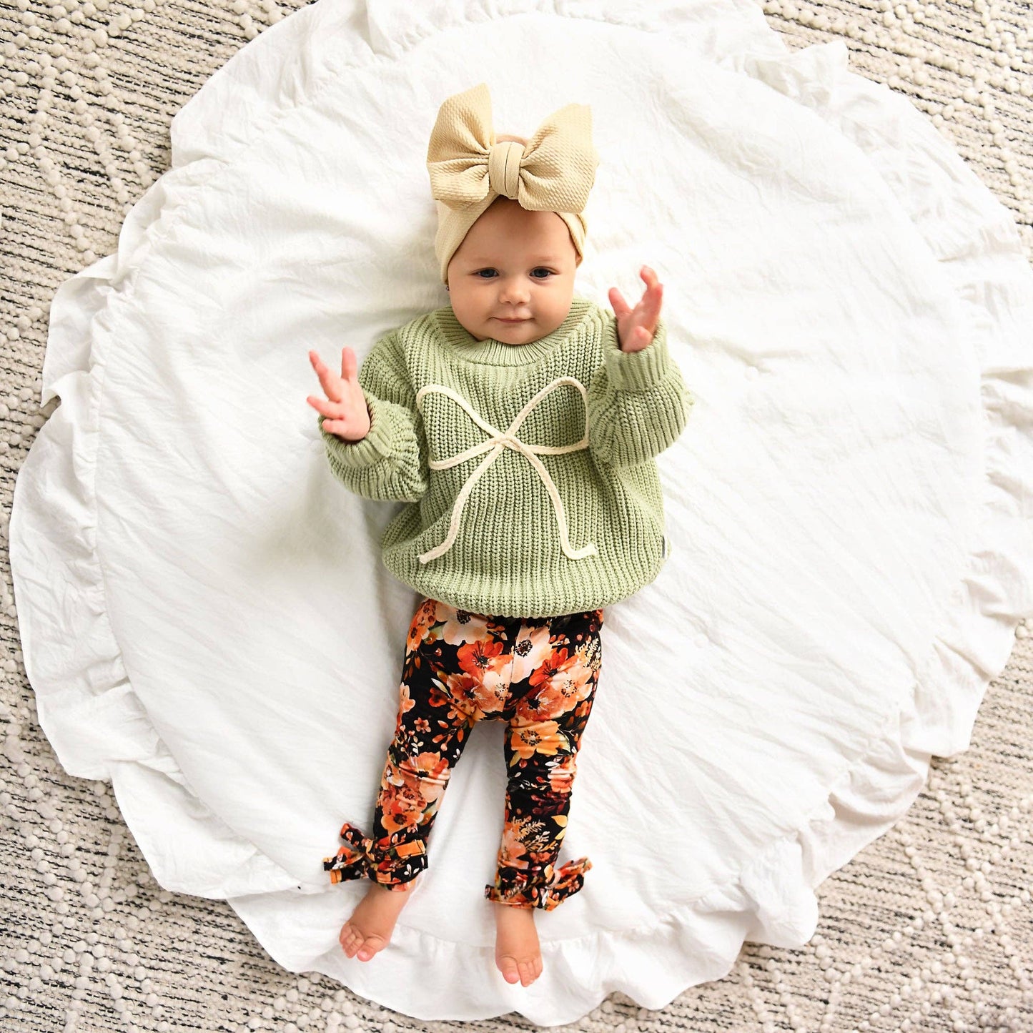 Green Bow SWEATER