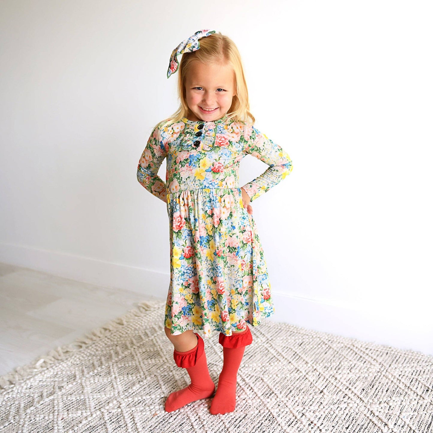 Cranberry RUFFLE SOCKS