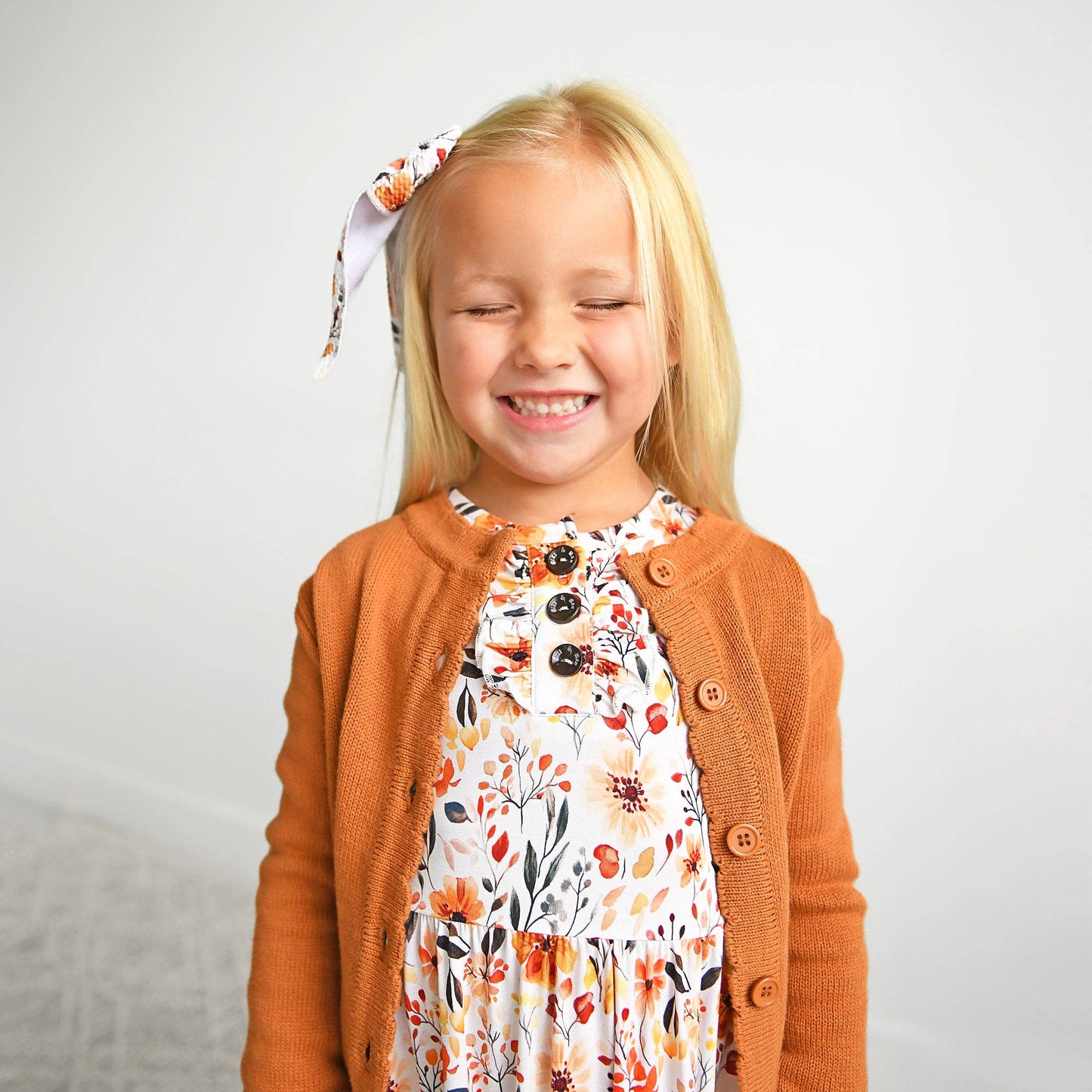 Phoebe CLIP BOW