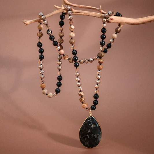 Natural Stone Bead Necklace with Stone Pendant