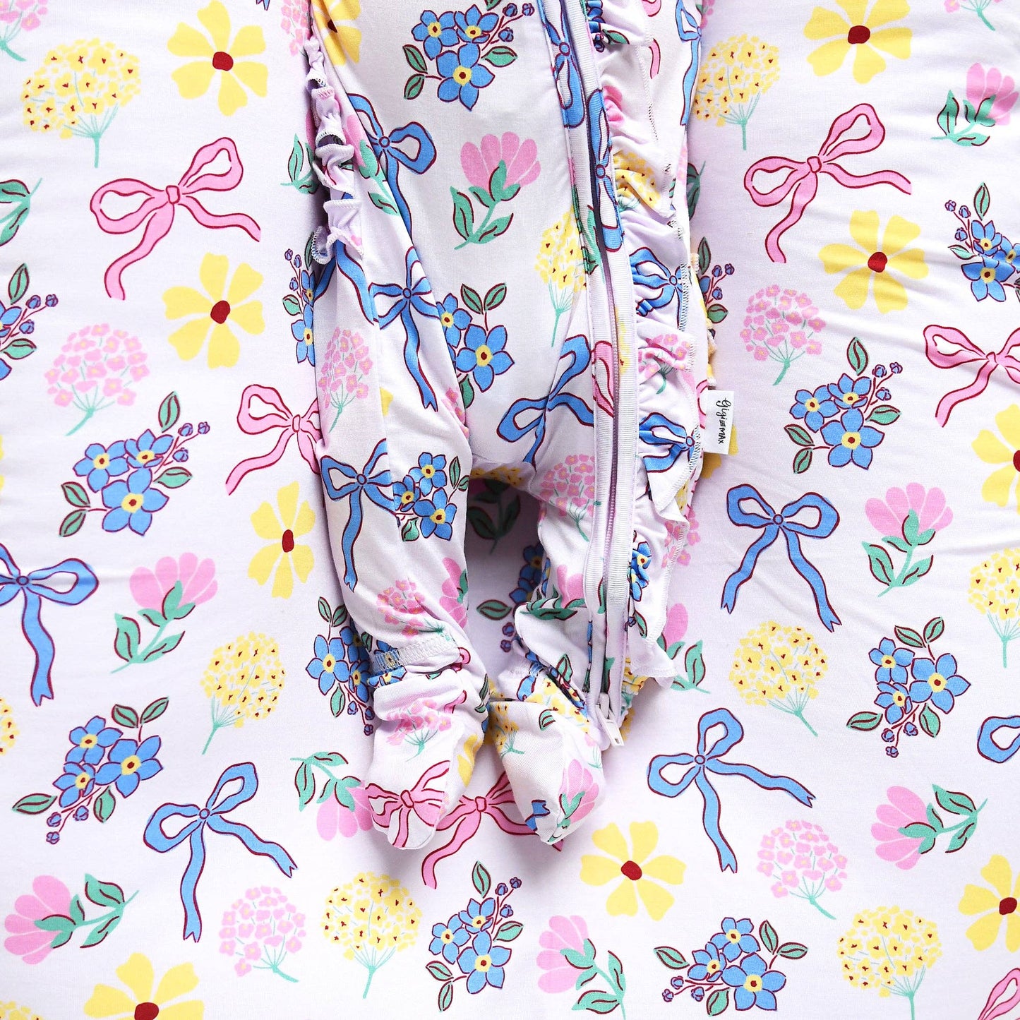 Evie RUFFLE ZIP