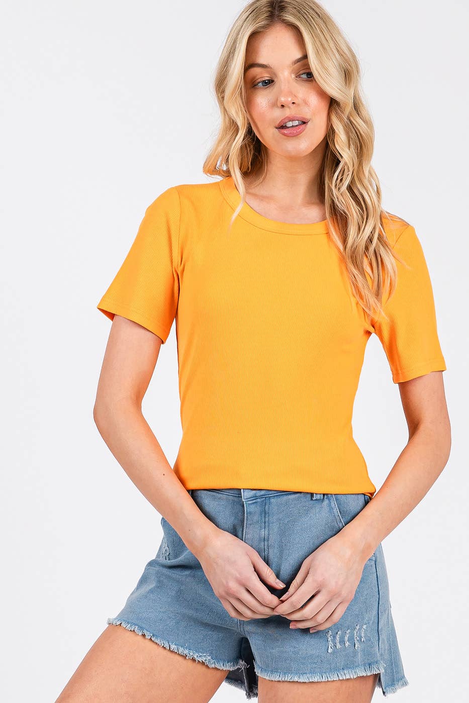 RIBBED BASIC TEE