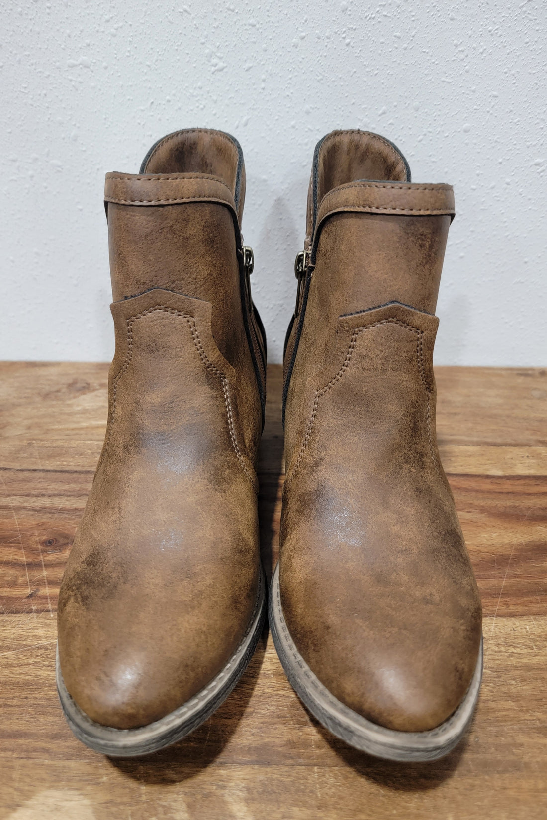 Evie Boot by Very G