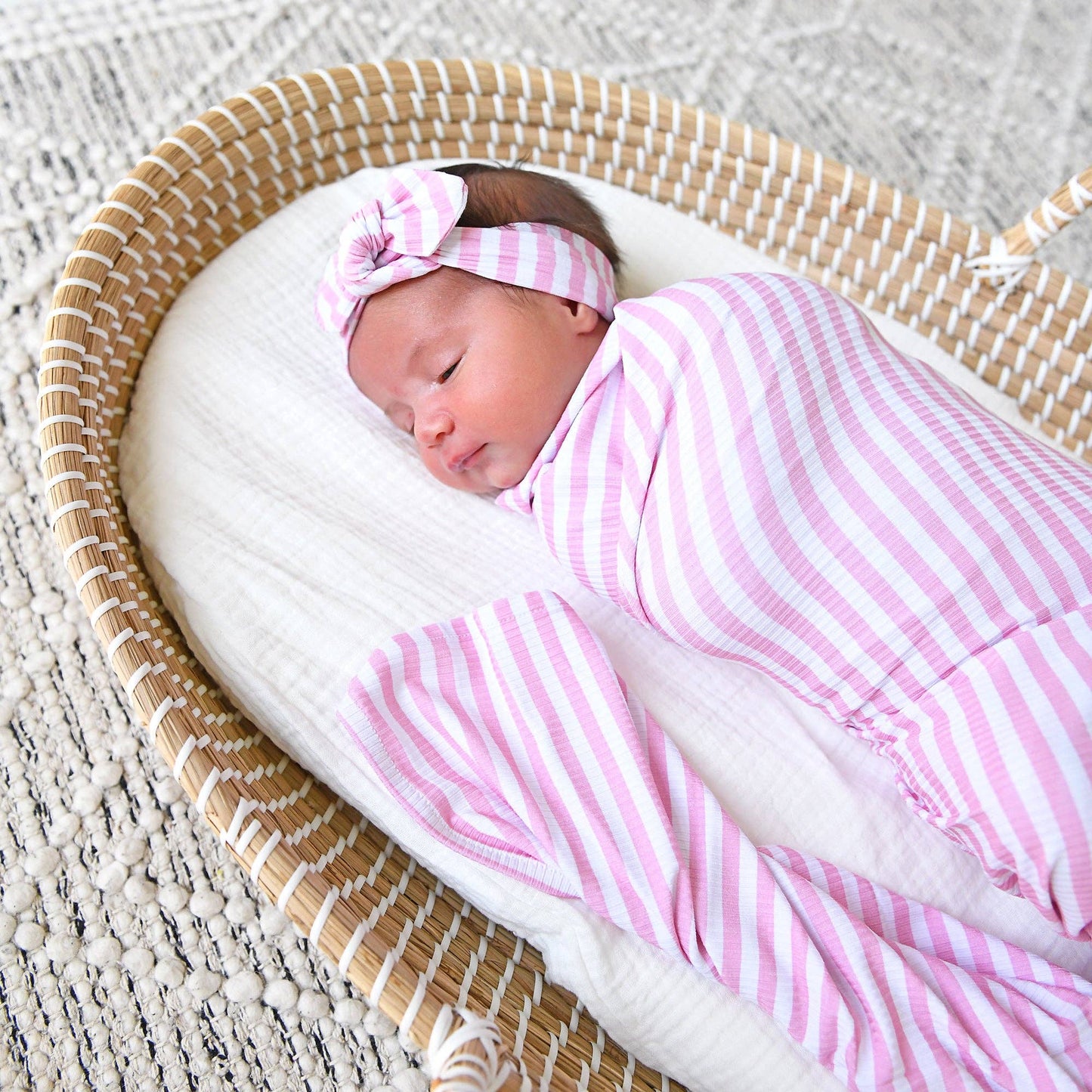 Lana Pink Ribbed SWADDLE