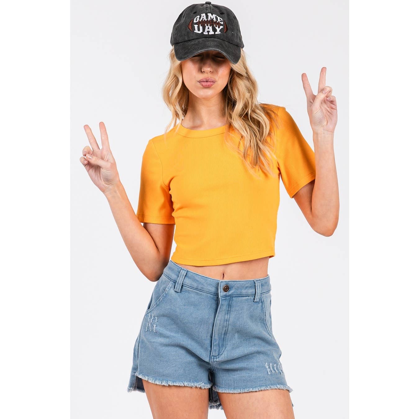 RIBBED ROUND NECK SHORT SLEEVE BASIC CROP TEE