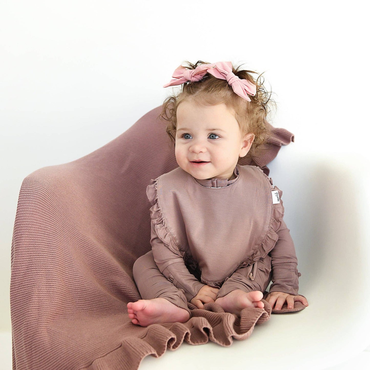 Mauve RUFFLE SNAP BIB