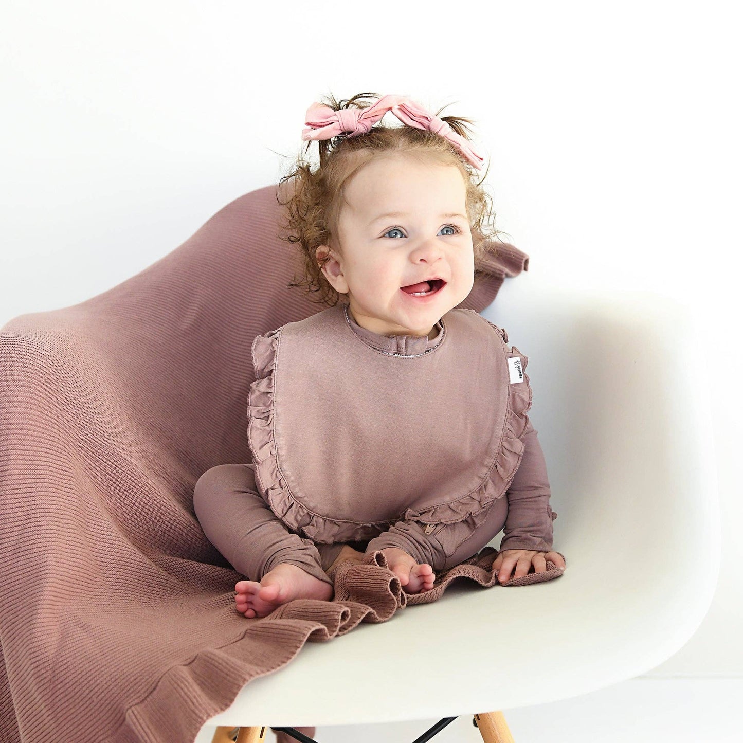 Mauve RUFFLE SNAP BIB