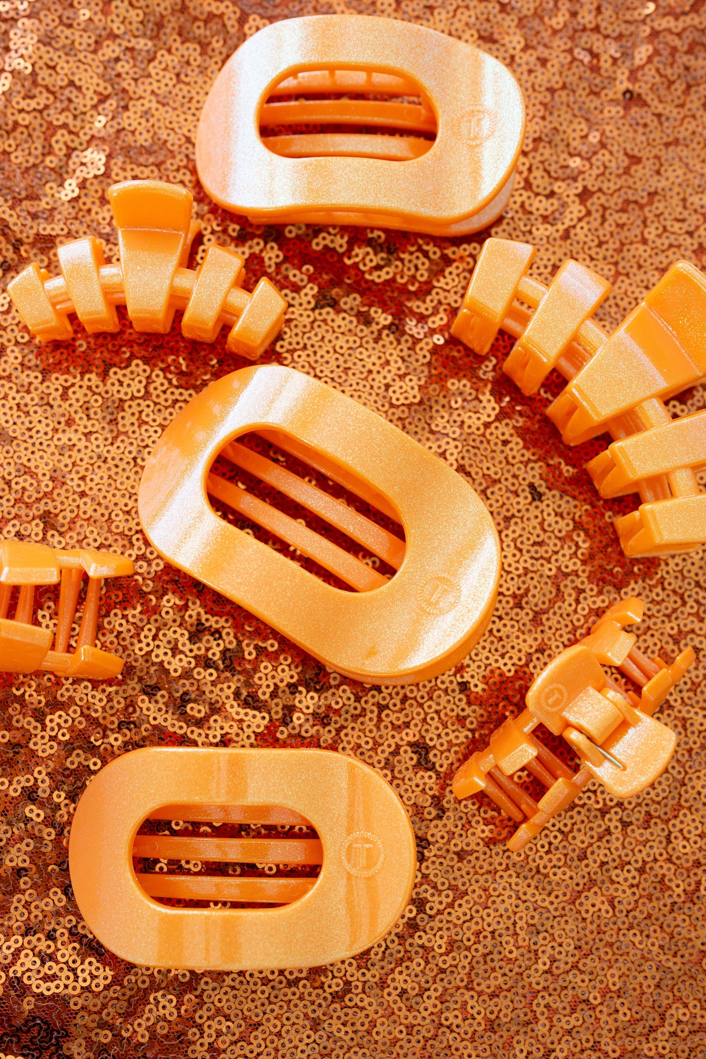 Flat Round Hair Clip Showbiz