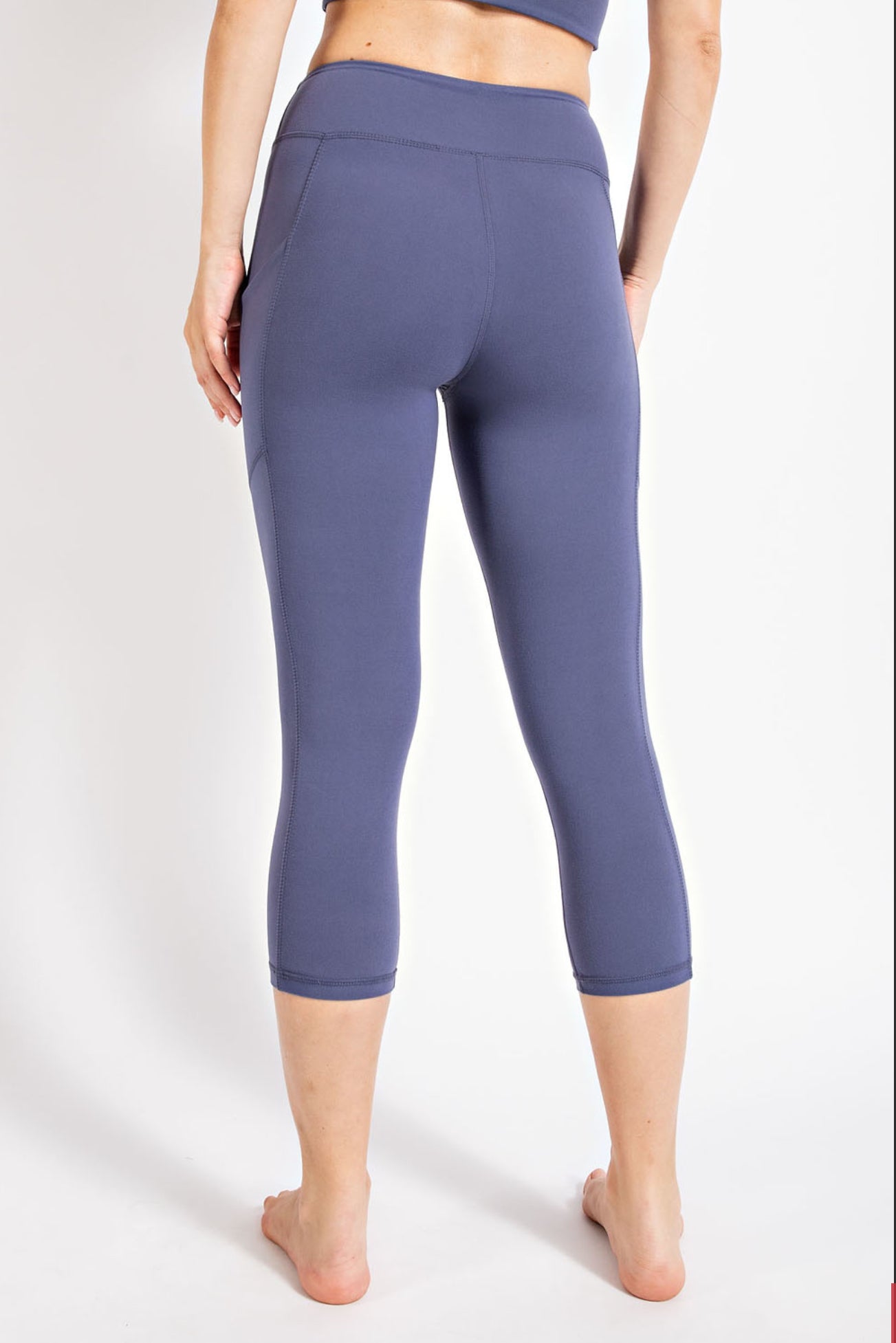 Capri Pocket Leggings