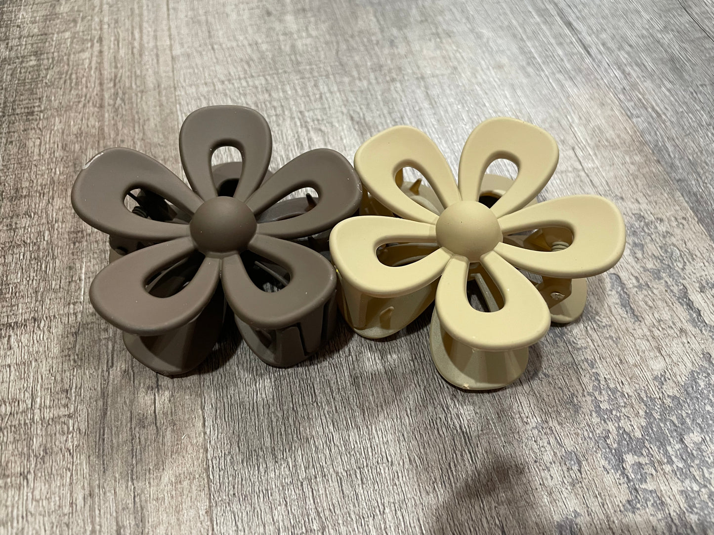 Flower Clips (2 pack)